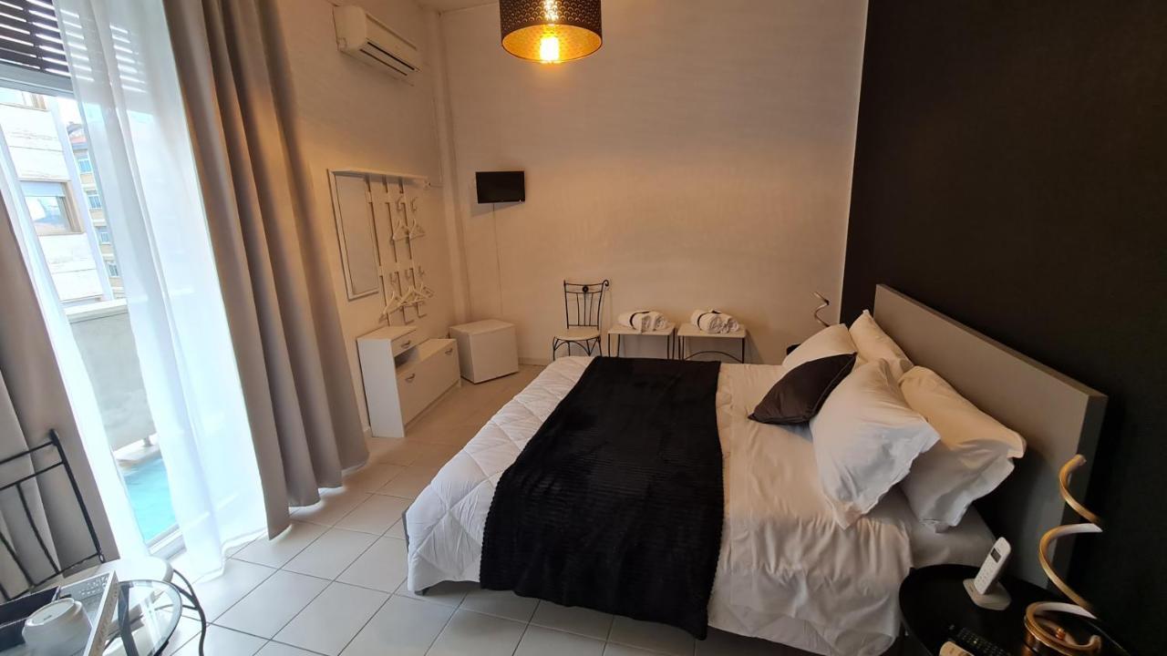 Essenza Del Tempo Inn Катания Экстерьер фото